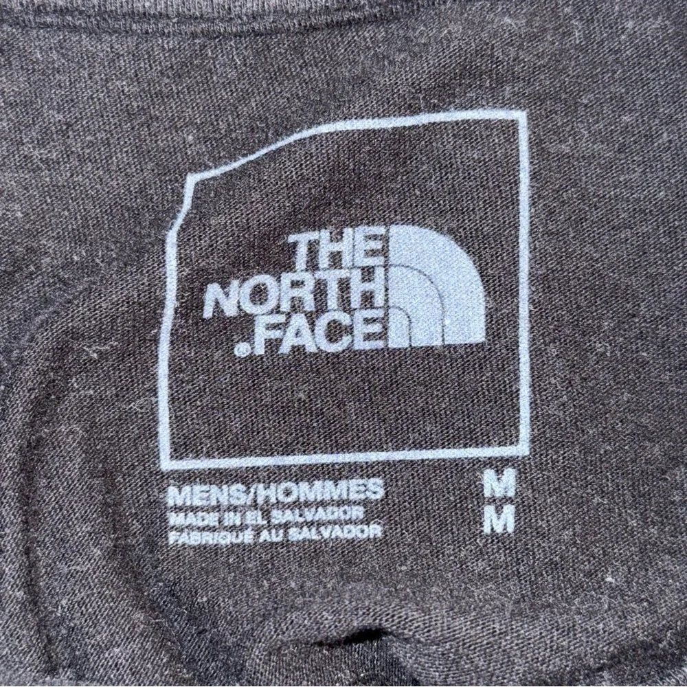 The North Face Mens Size Medium Short Sleeve Crew Neck Tee Shirt Cotton Lot of 2
